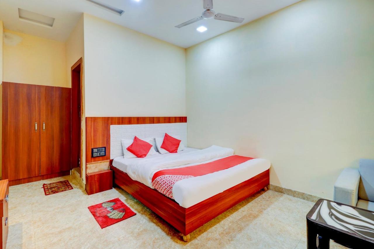 Oyo Flagship 73009 Hotel City Inn Dayal Bagh Ngoại thất bức ảnh