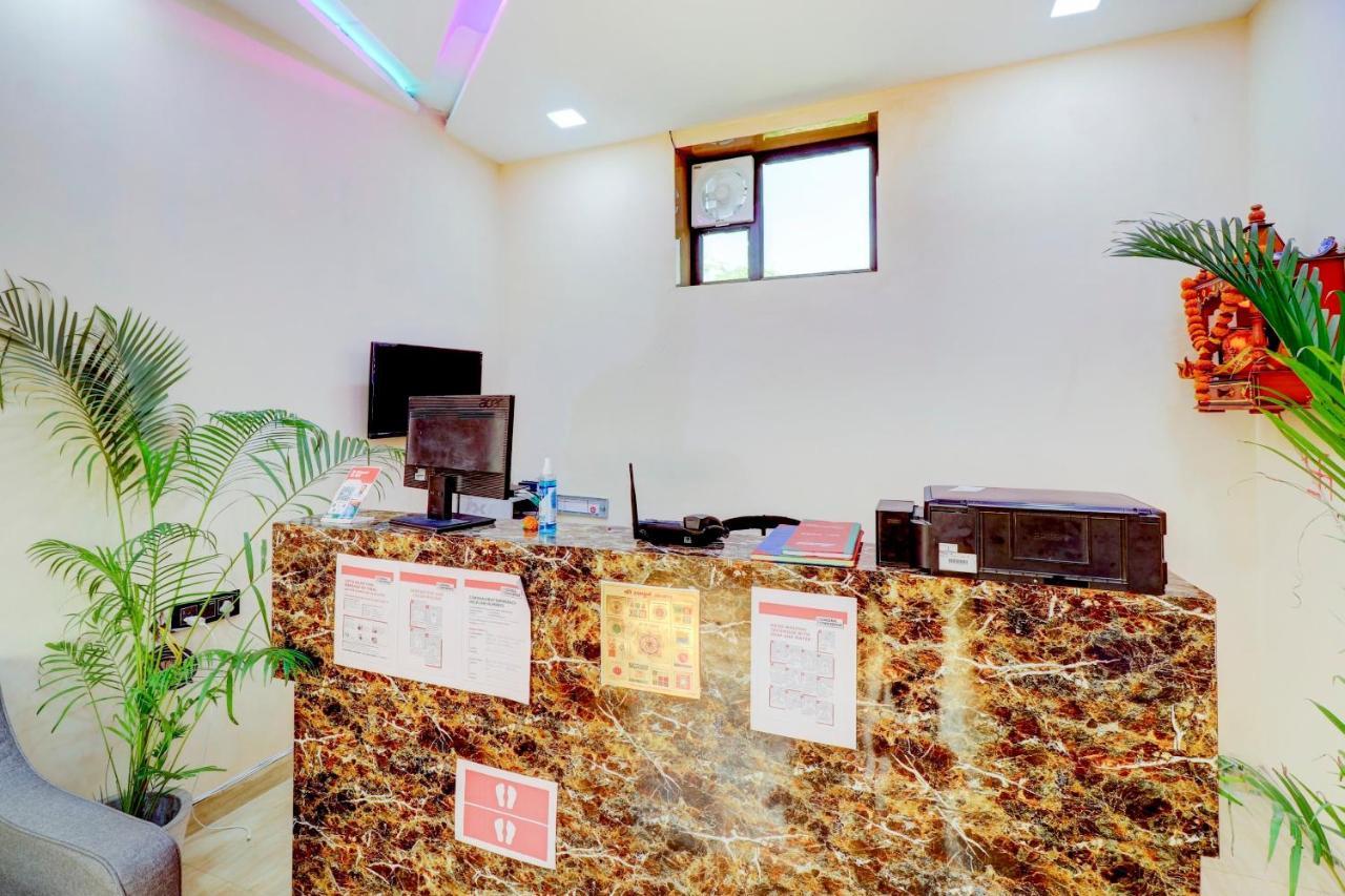 Oyo Flagship 73009 Hotel City Inn Dayal Bagh Ngoại thất bức ảnh