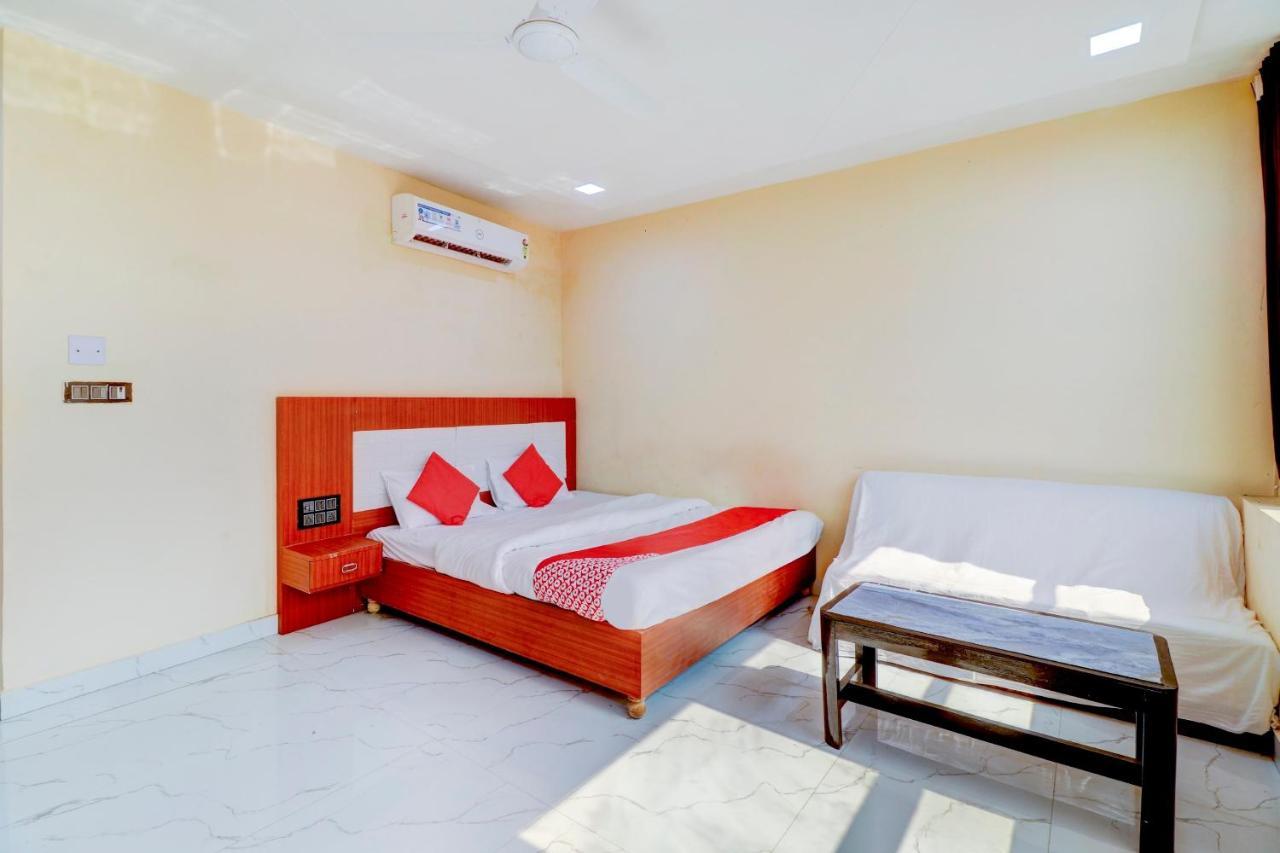 Oyo Flagship 73009 Hotel City Inn Dayal Bagh Ngoại thất bức ảnh